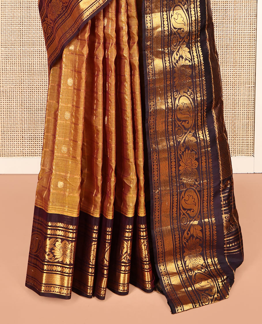 Mustard Gadwal Silk Saree, Adorned with Zari Butta Enclosed Checks, Complemented by a Contrast Traditional Zari Border, Grand Jaal Pallu, and a Contrast Blouse