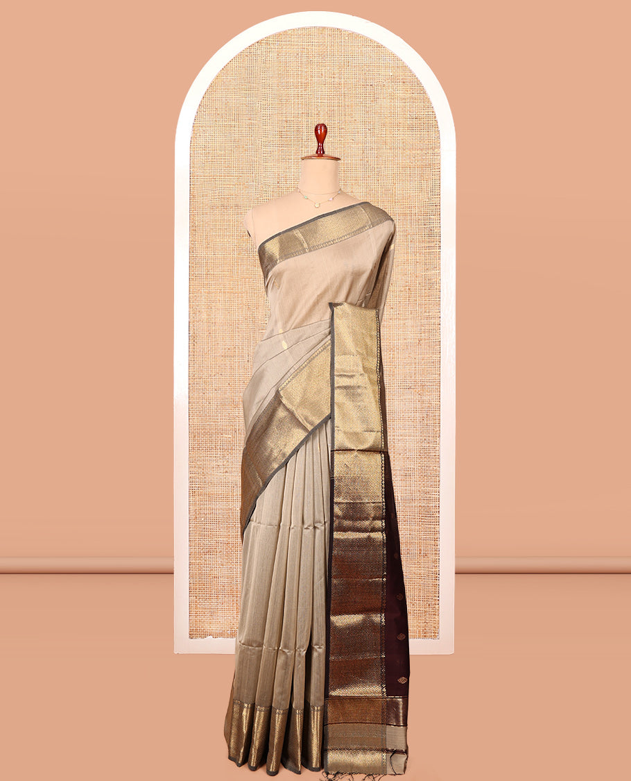 Beige Maheshwari Cotton Saree, Woven with Buttas, Complemented by a Contrast Traditional Zari Border, Zari Buttas Pallu, and a Contrast Blouse