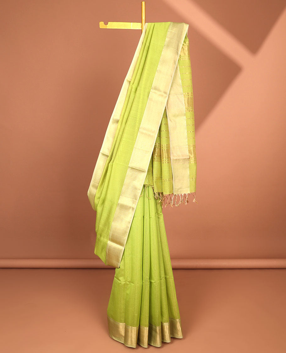 Green maheshwari cotton saree with contrast zari border & striped zari pallu