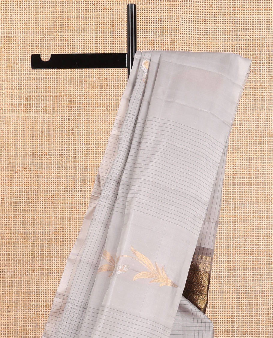 Borderless grey checked, floral design mayuri soft silk saree with zari design pallu