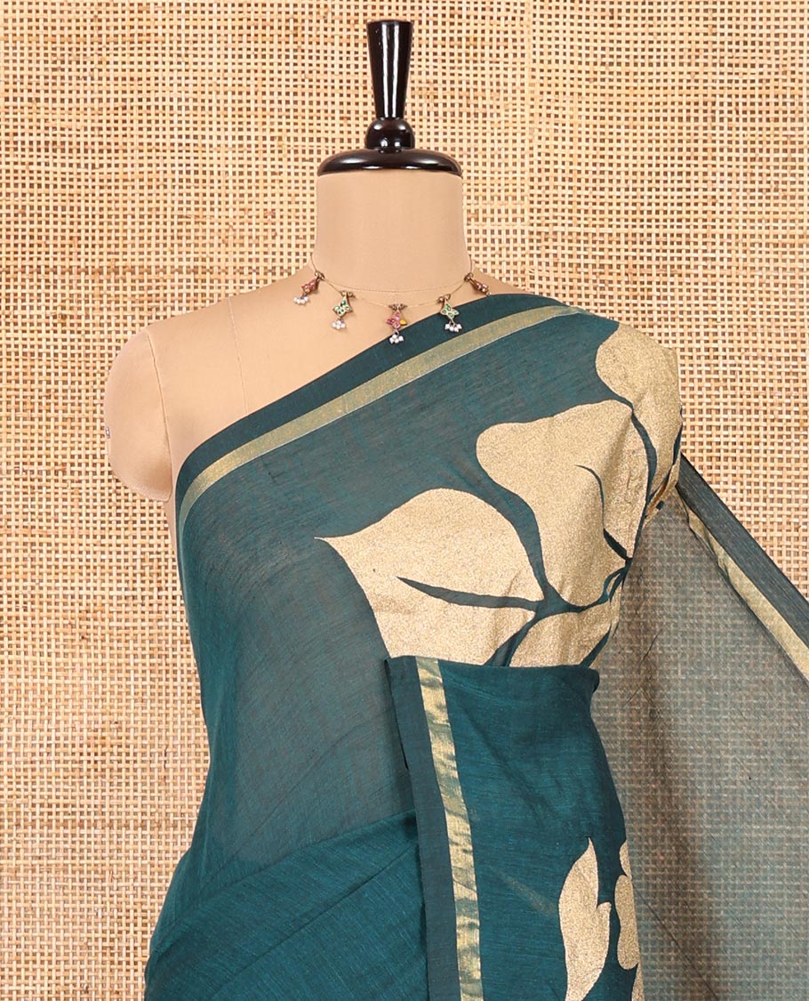 Borderless Rama Green Khadi Mul Cotton Saree, Elevated with Big Floral Motifs on Its Body, a Self-Pallu, and Paired with a Matching Blouse