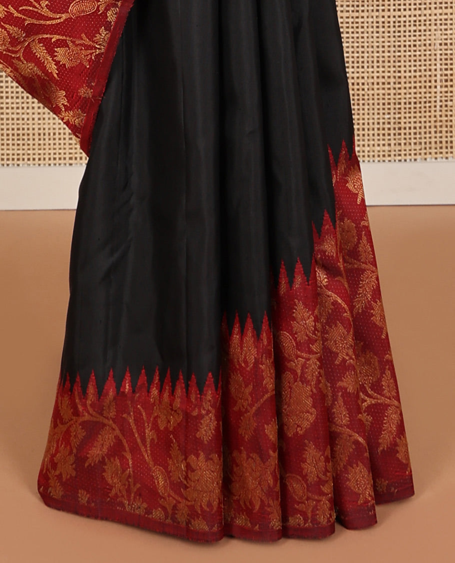 Borderless multi-color floral jacquard silk saree with bhavanji pallu
