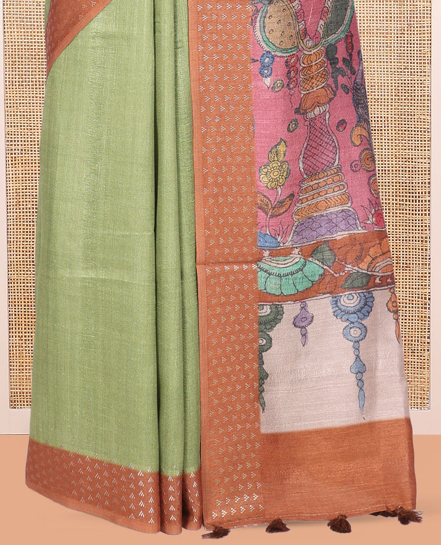 Green Plain Fancy Tussar Saree, Complemented by a Contrast Triangle Motif Border, Kalamkari Flora-Fauna Printed Pallu, and a Contrast Blouse