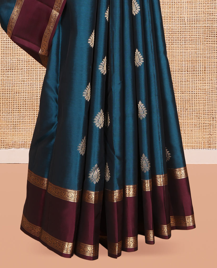 Blue Vasundhara Lite Silk Mix Saree, Adorned with Zari Buttas, a Contrast Rettai Pettu Border, Jaal Pallu, and Contrast Blouse