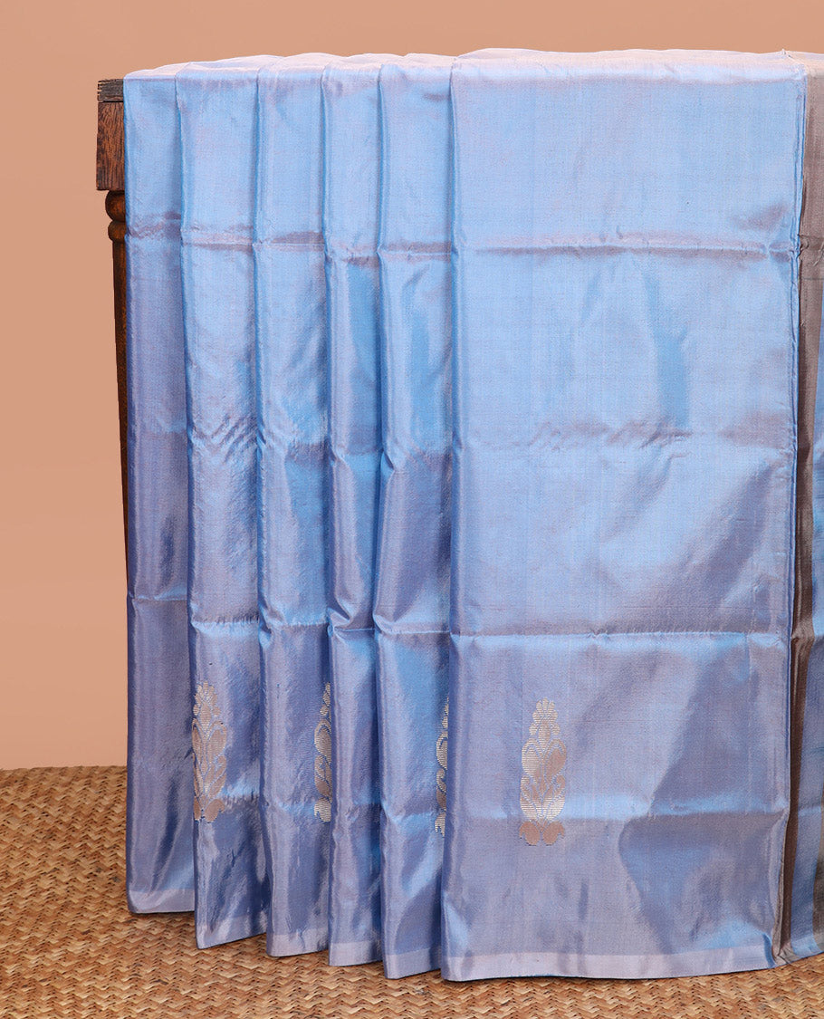 Borderless Blue Dual-Tone Banana Pith Saree, Decked Up with Unique Buttas All Over Its Body, Complemented by a Contrast Pallu of Unique Buttas, and Paired with a Contrast Blouse