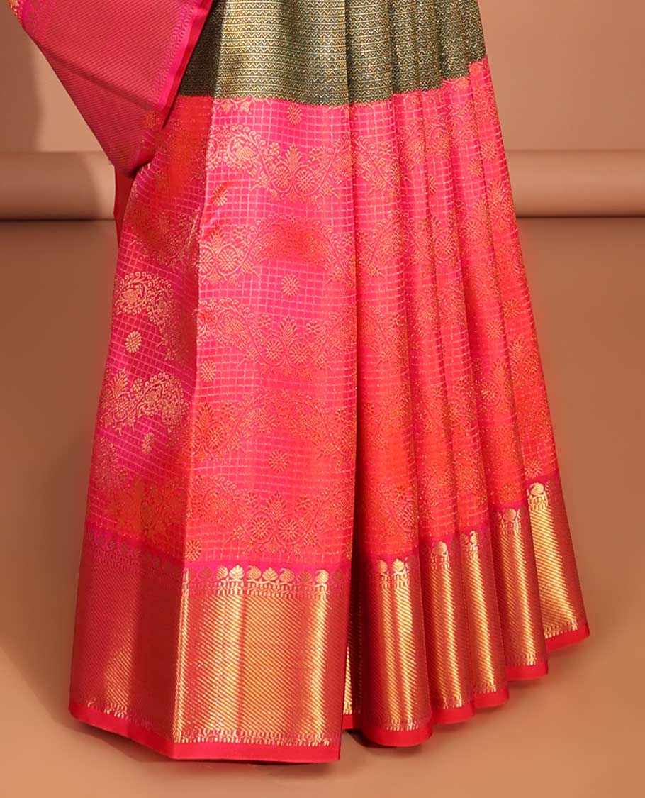 Green& red jacquard wedding silk saree with contrast border of paiselys, banaras design & traditional zari pallu