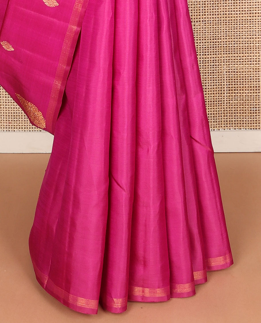 Borderless pink kanchipuram silk saree with zari buttas, zari-rich jaal pallu