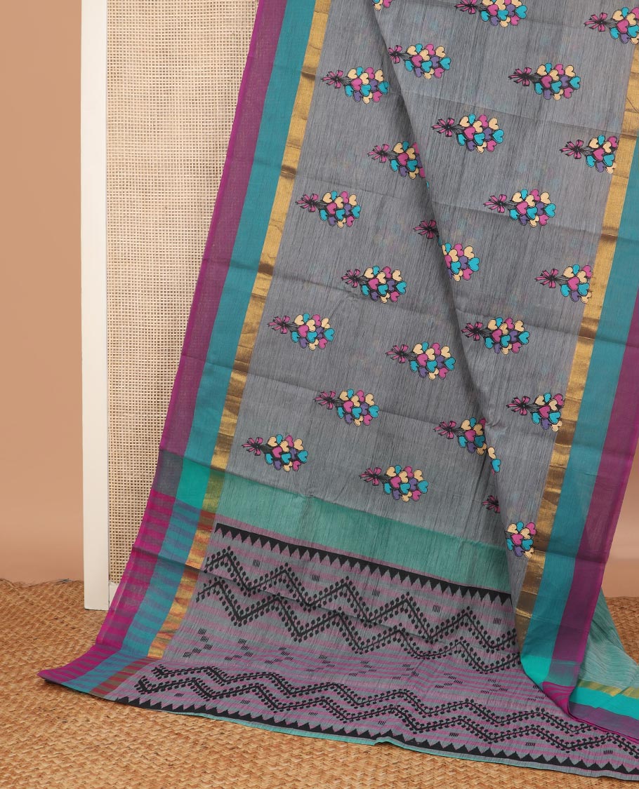 Grey heart ballon bouquet printed Chirala cotton saree, contrast border and pallu of geometric print