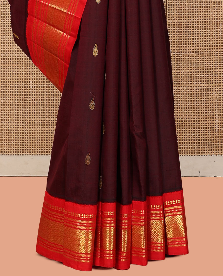 Maroon Kanchipuram Silk Saree, Woven with Zari Buttas, a Contrast One-Sided Korvai Border of Panner Sombu, Banaras, Muthu, and Mayil Kann Designs, a Zari Design Pallu, and No Blouse