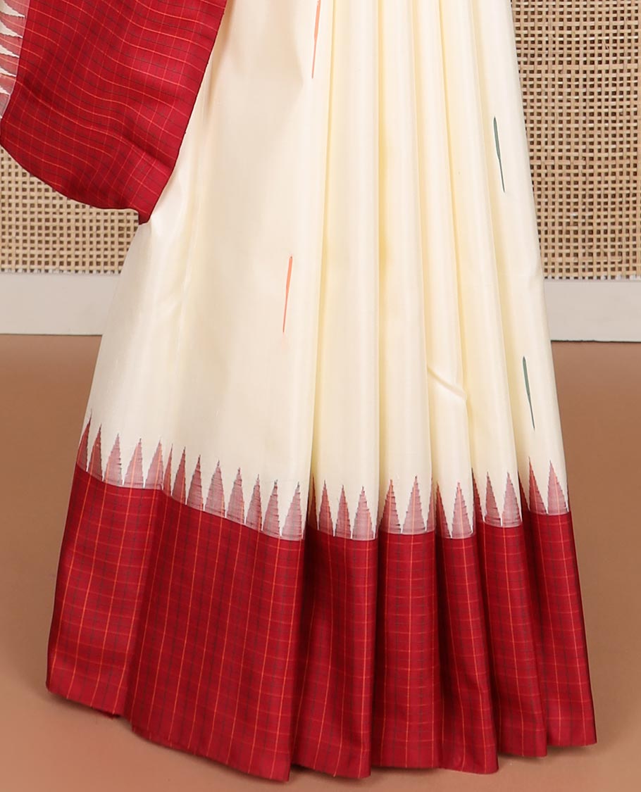 White motifs kancheepuram silk saree with contrast checked border & checked pallu