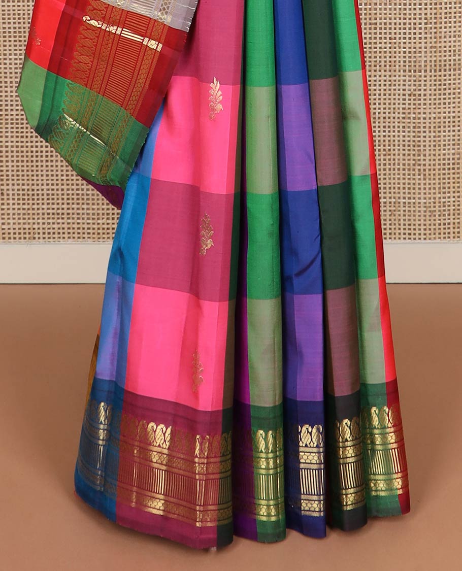 Multi-color checked & zari buttas kanchipuram silk saree, one-sided border of manga mokku & geometric design border & contrast zari design pallu