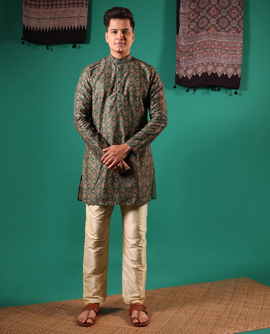 Green jaal patterns printed with sequins embroidered full-sleeved men's kurta