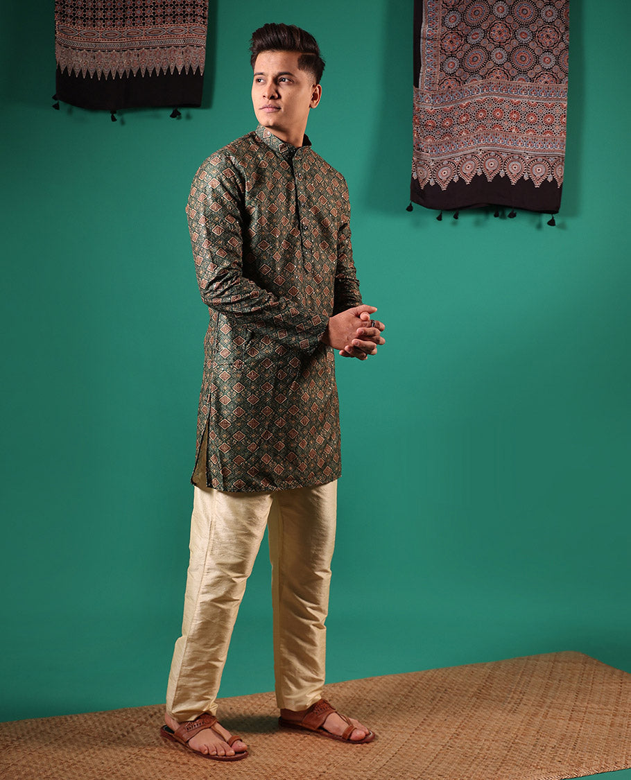 Green jaal patterns printed with sequins embroidered full-sleeved men's kurta
