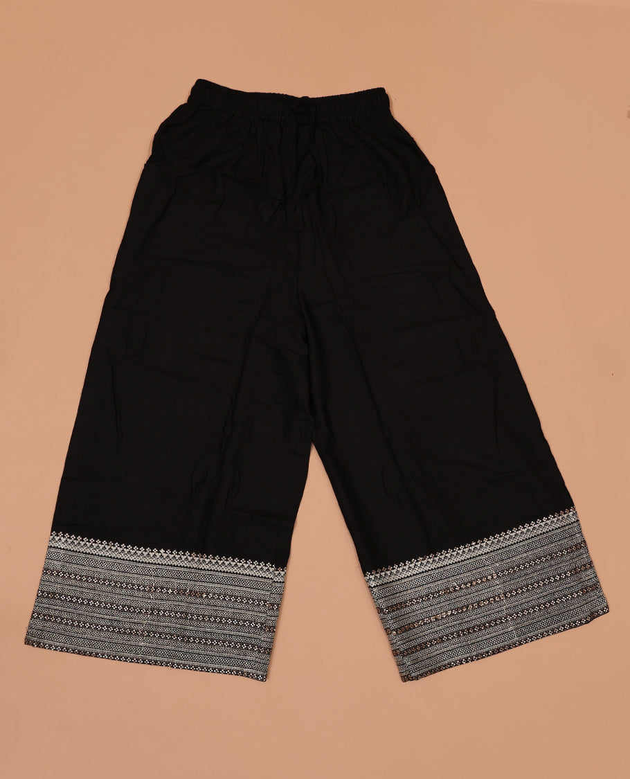 Black-base geometric patterns delicately thread with sequins embroidered rayon palazzo pants