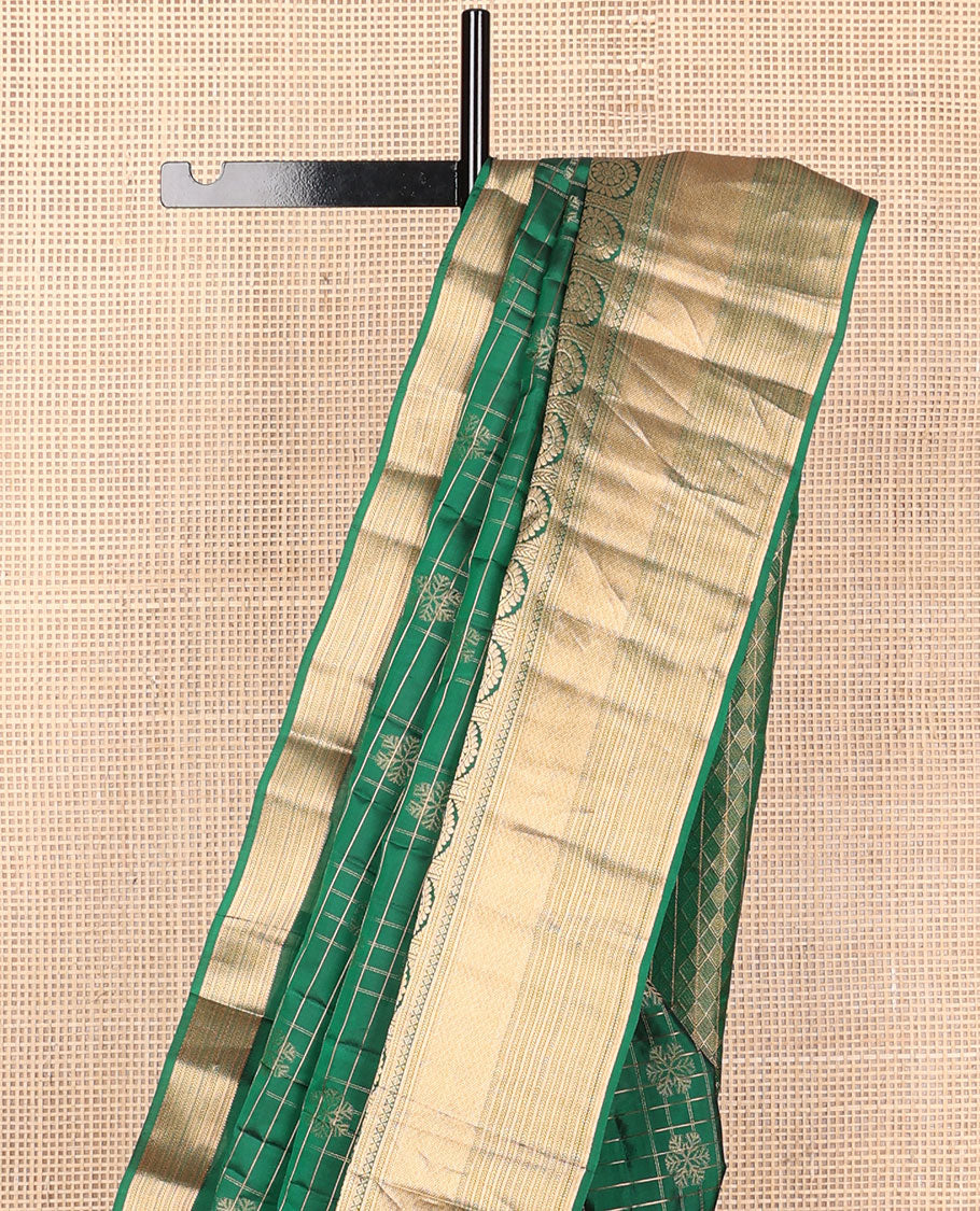 Green zari design vasundhara elite silk saree, zari border of temple, kathir, poo chakram, diamond & paiyadi kann design & jaal design pallu