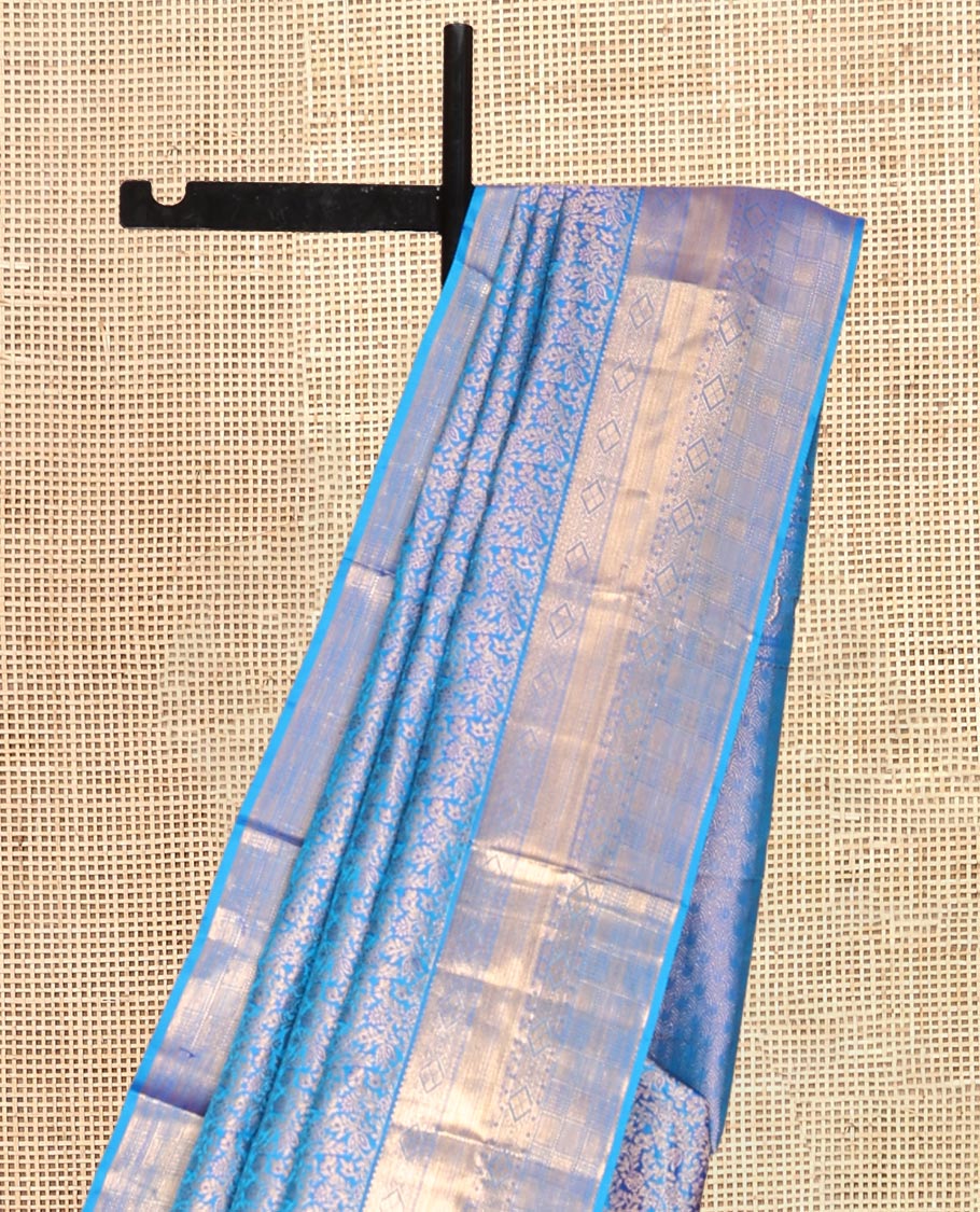 Blue Kanchipuram Wedding Silk Saree, Detailed with Jacquard Design, a Zari Border of Traditional Designs, Grand Pallu, and a Matching Blouse