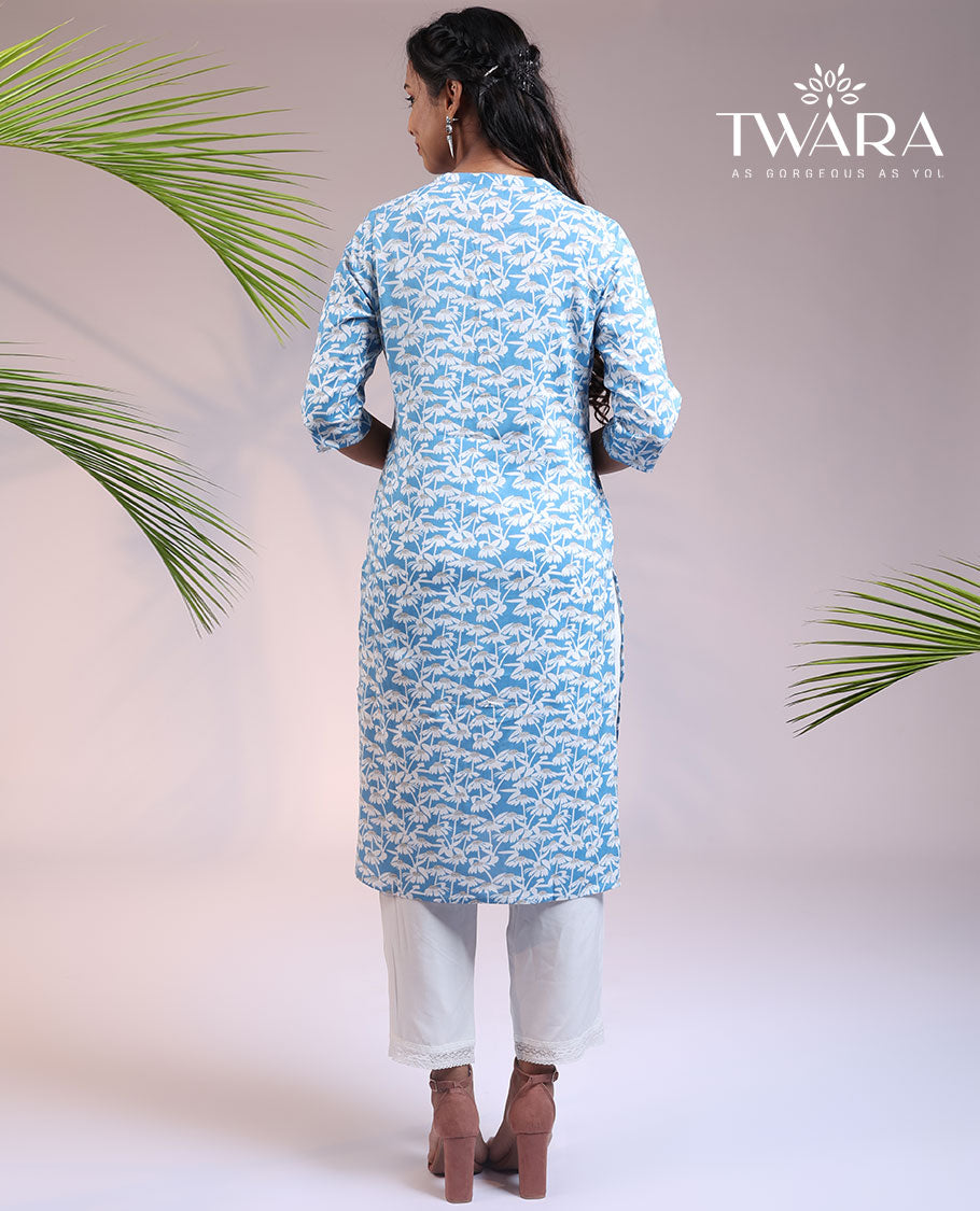 Twara blue floral Chinese collar & 3/4th sleeve rayon straight-cut below-knee kurti