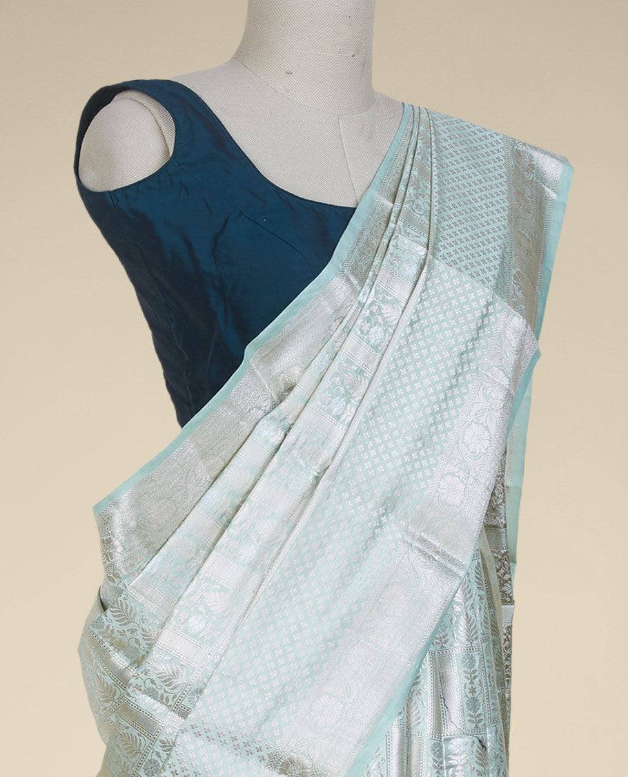 Green jacquard design dupion saree, zari border & pallu of intricate zari designs