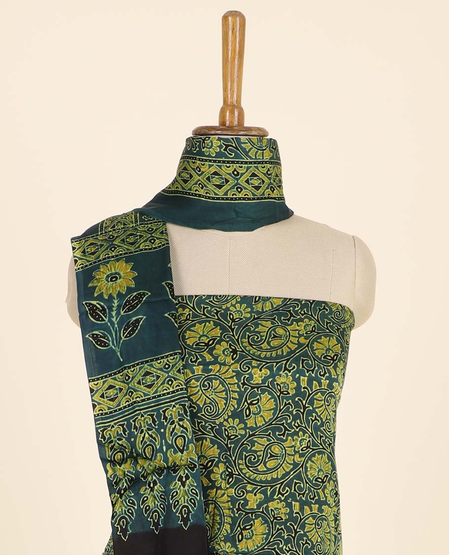 Black material chudidhar set, floral & paisley vine printed top, plain bottom & floral & paisley vine printed dupatta