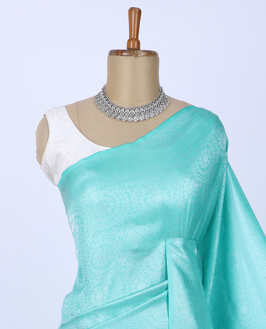 Green jacquard design softy silk saree, zari design border & pallu of intricate designs