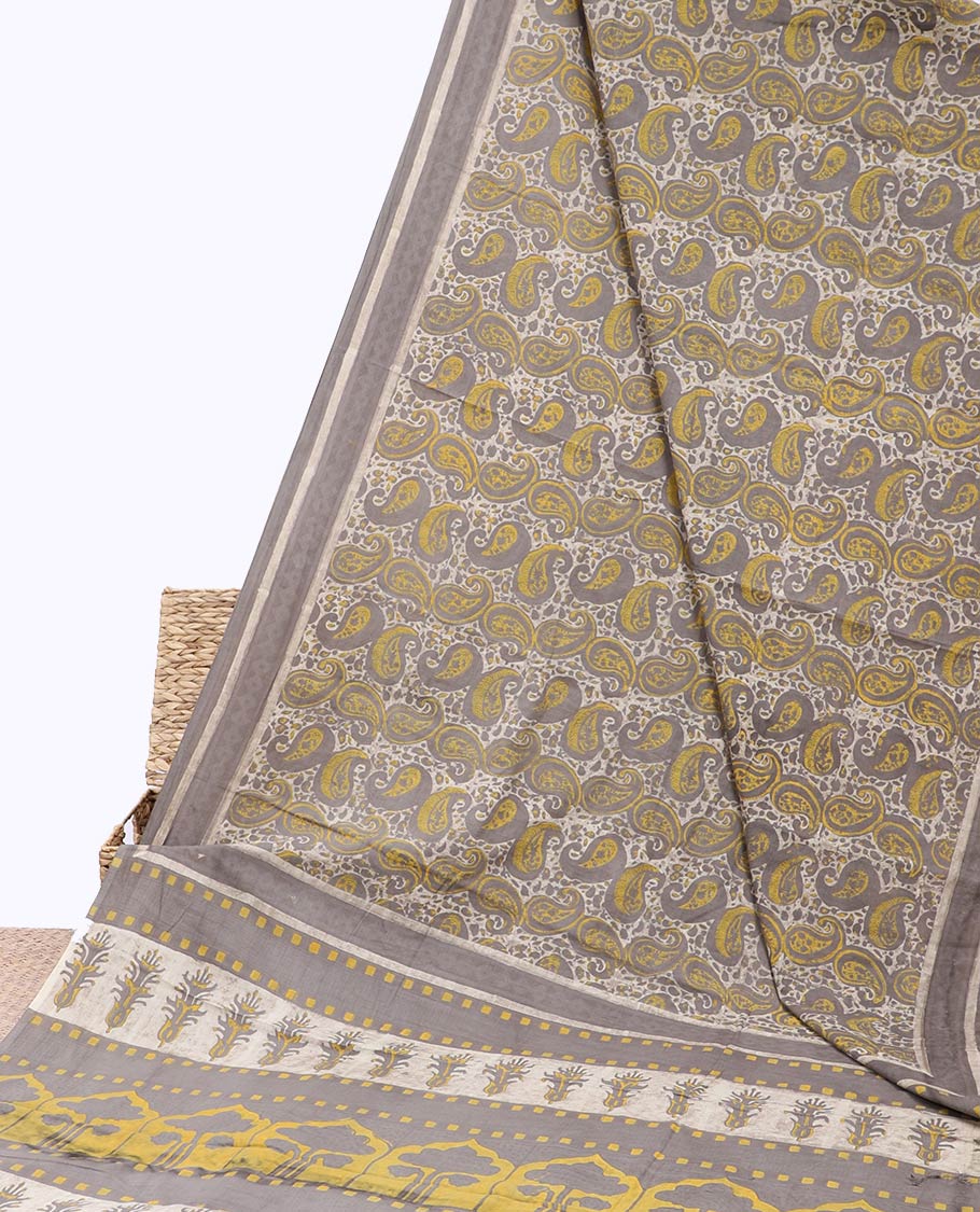 Grey paisley printed mul-mul-cotton saree, contrast border & pallu of floral print