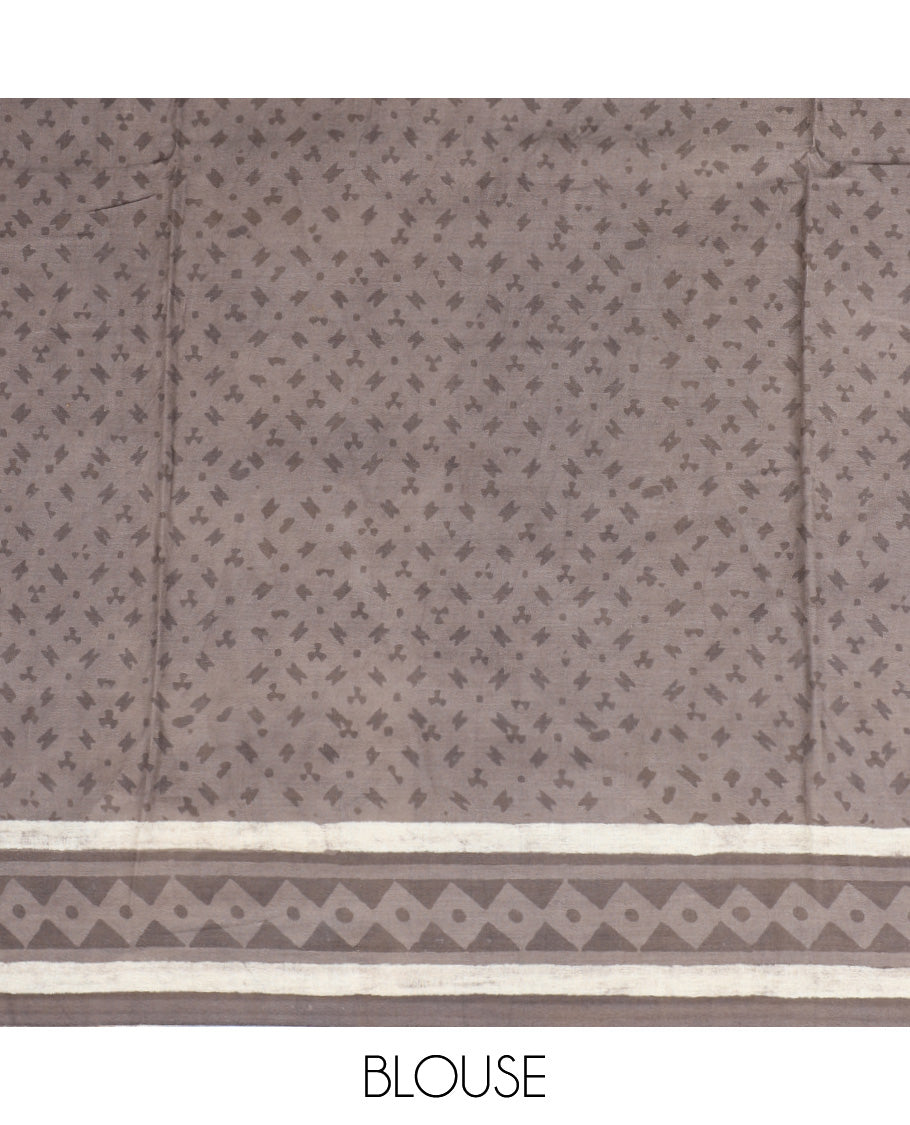 Brown ogee patterns printed mul-mul-cotton saree, self-border & pallu of intricate print