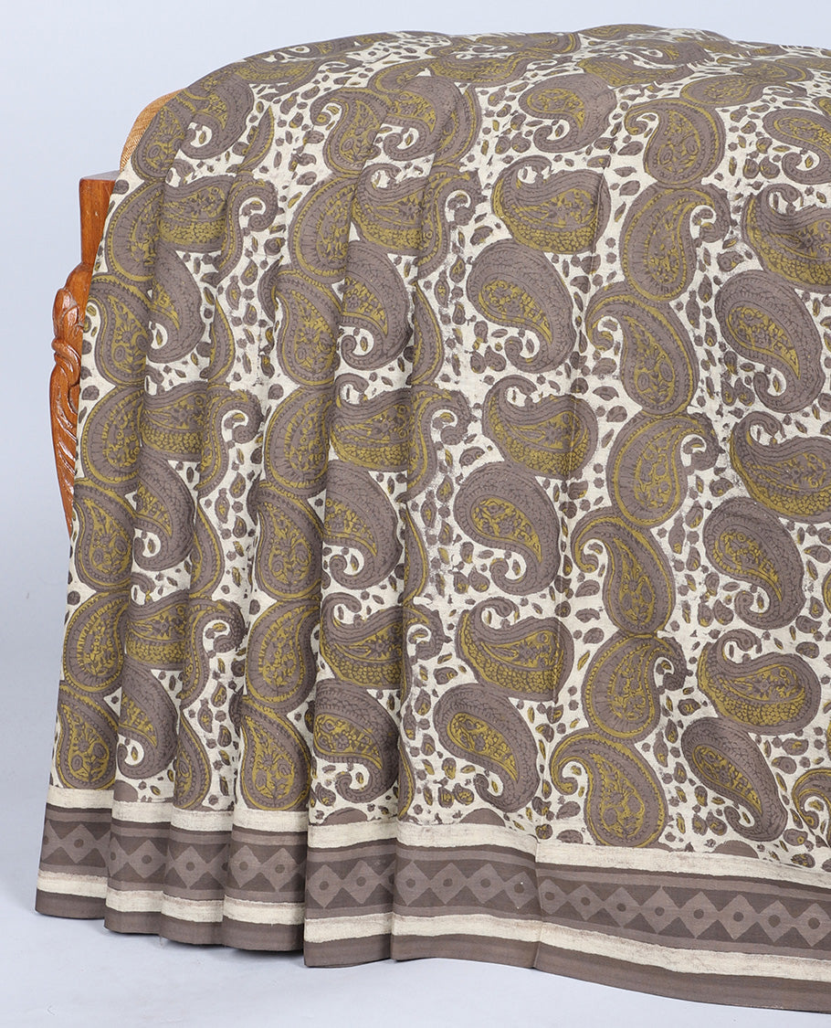 Brown ogee patterns printed mul-mul-cotton saree, self-border & pallu of intricate print