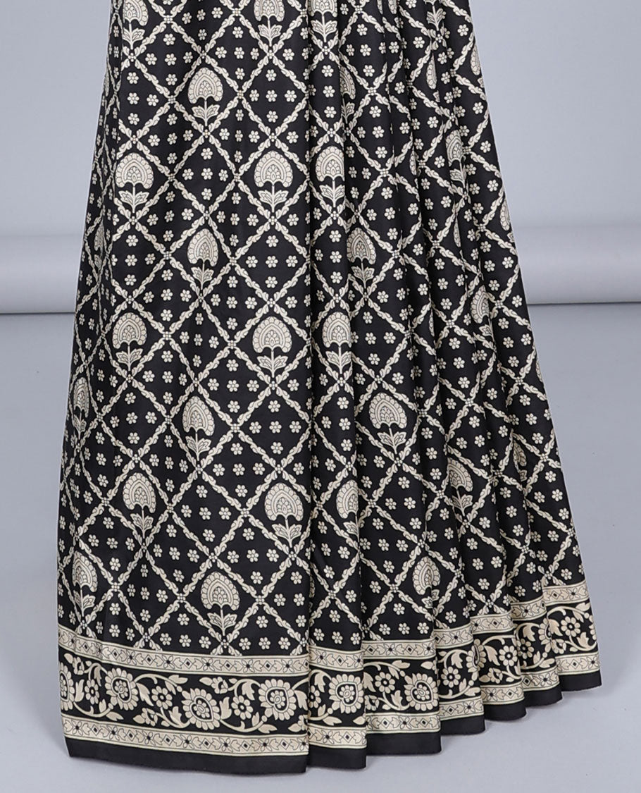 Black flower butta enclosed diamond patterns printed semi-banaras printed saree, self-border & pallu of floral print