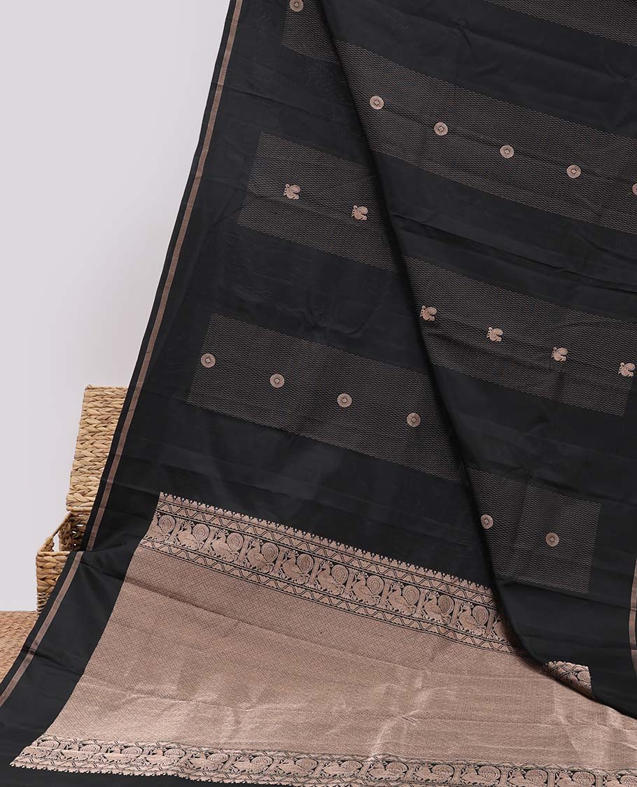 Borderless Black Kanchipuram silk saree with mayil chakram & muthu designs, self-pallu of rekku,neli kathir,mayil & jaal