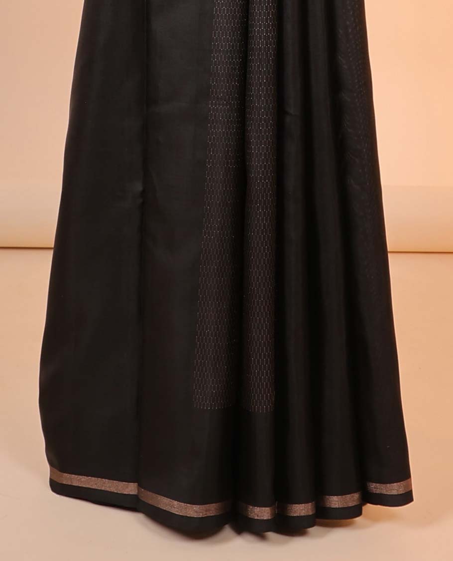 Borderless Black Kanchipuram silk saree with mayil chakram & muthu designs, self-pallu of rekku,neli kathir,mayil & jaal