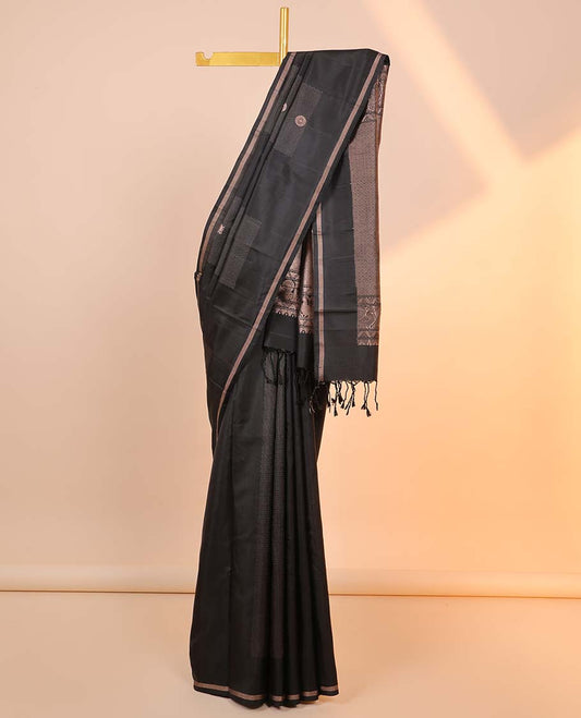 Borderless Black Kanchipuram silk saree with mayil chakram & muthu designs, self-pallu of rekku,neli kathir,mayil & jaal