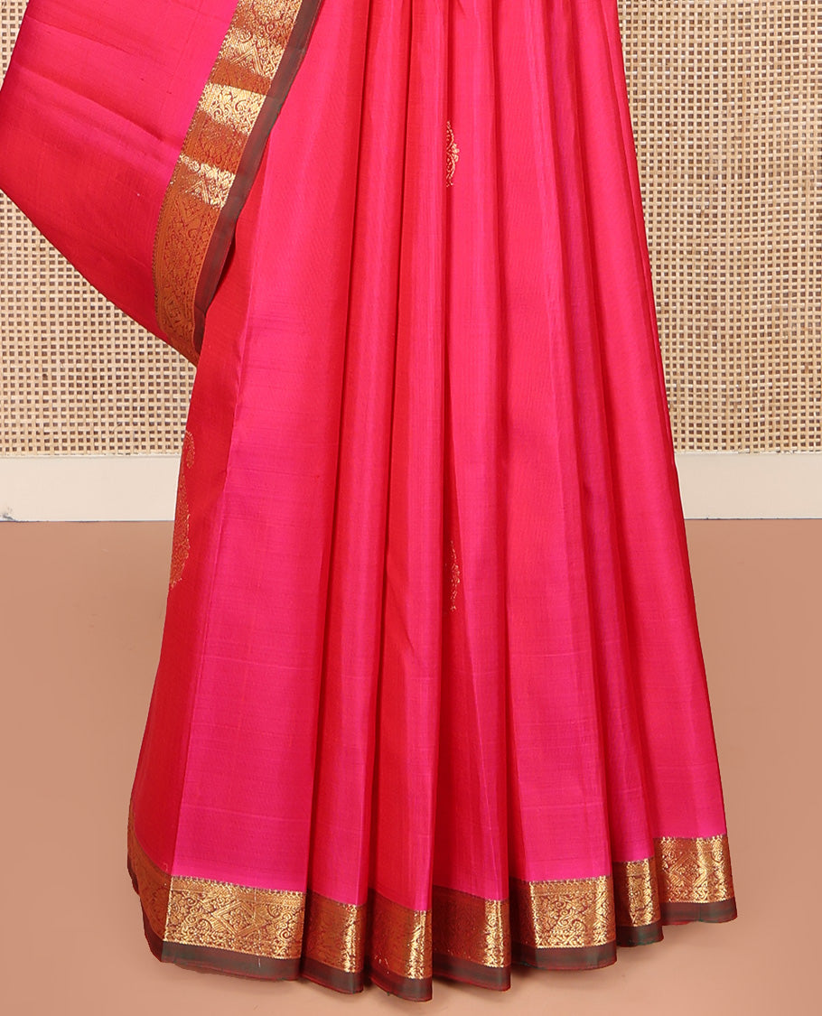 Pink Kanchipuram Silk Saree, Elevated with Manga Buttas All Over Its Body, Complemented by Contrast Border of Salngai, Diamond, and Manga Designs, Pallu of Jaal Design, and Paired with a Contrast Blouse