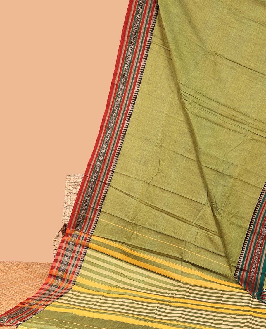 Green plain Narayanapet cotton saree, contrast traditional design ganga jamuna border & striped pallu