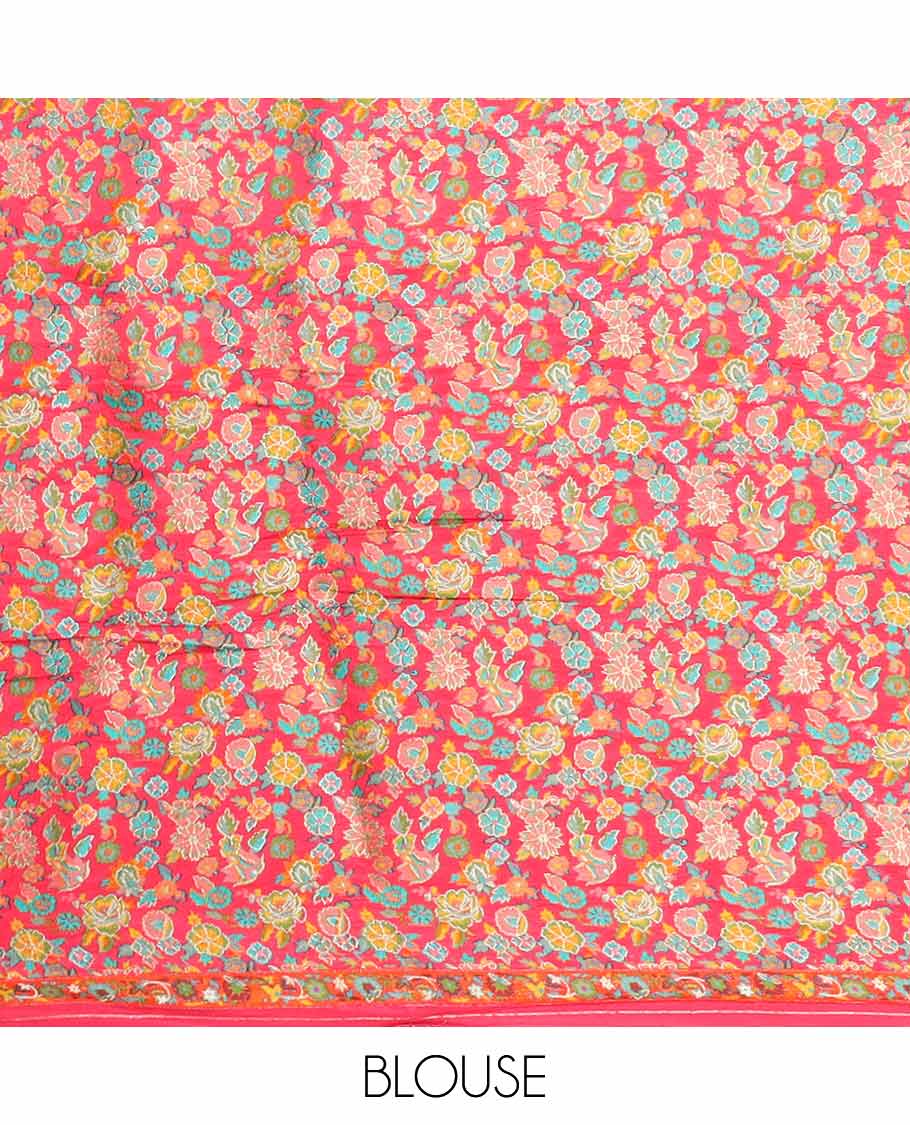 Cream semi-banaras dola silk saree with contrast floral motif border & paisley motifs pallu