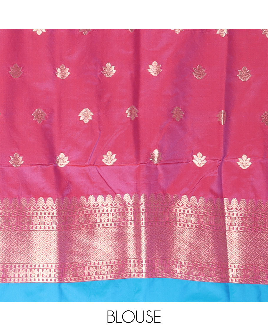 Borderless blue chakra buttas enclosed, checked elite soft silk saree, contrast ogee patterned pallu, and contrast zari design blouse