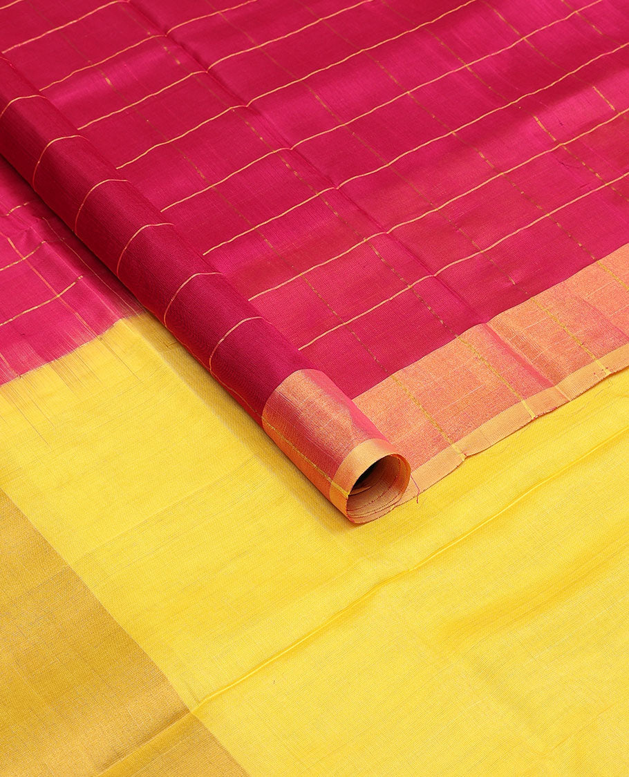 Pink checked uppada saree with contrast plain border & striped pallu
