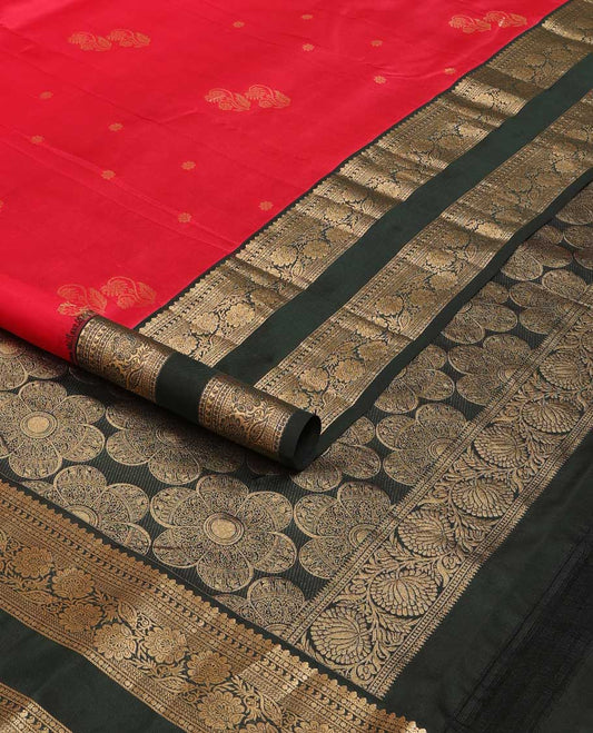 Red zari buttas silk saree, contrast rettai pettu border of manga, paisa and kodi visiry designs, and floral design pallu