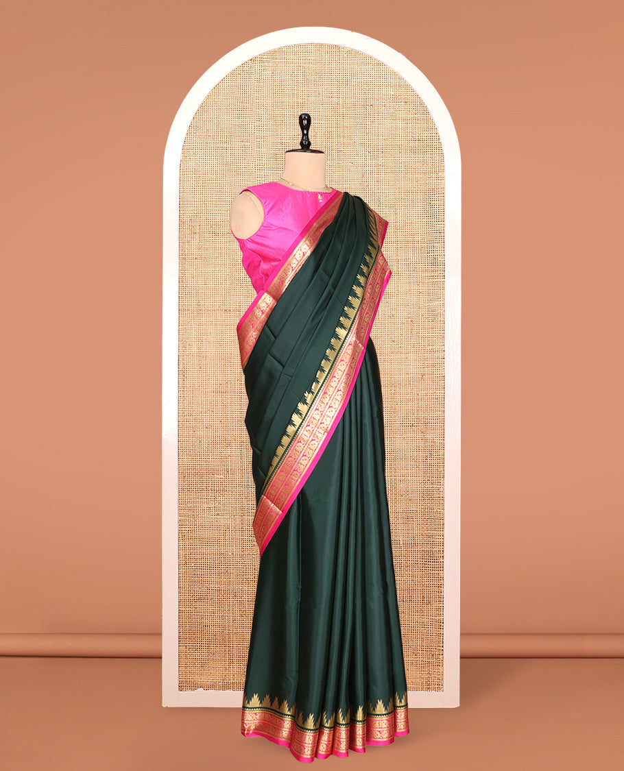 Green Plain Mysore Silk Saree, Complemented by a Contrast Temple Peacock Zari Border, Zari Design Pallu, and a Contrast Blouse