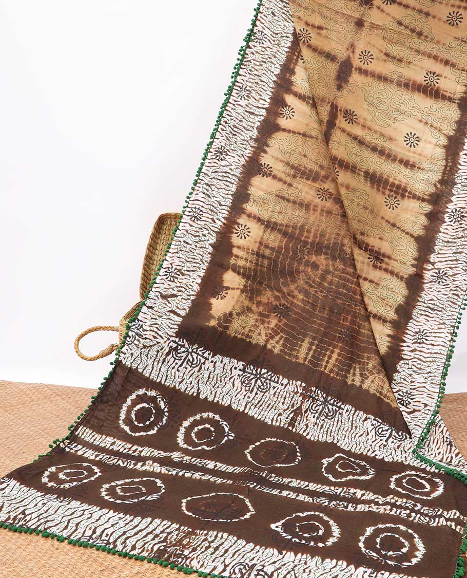 Brown Shibori style floral design mul mul cotton saree with contrast intricate design border & shibori style design pallu