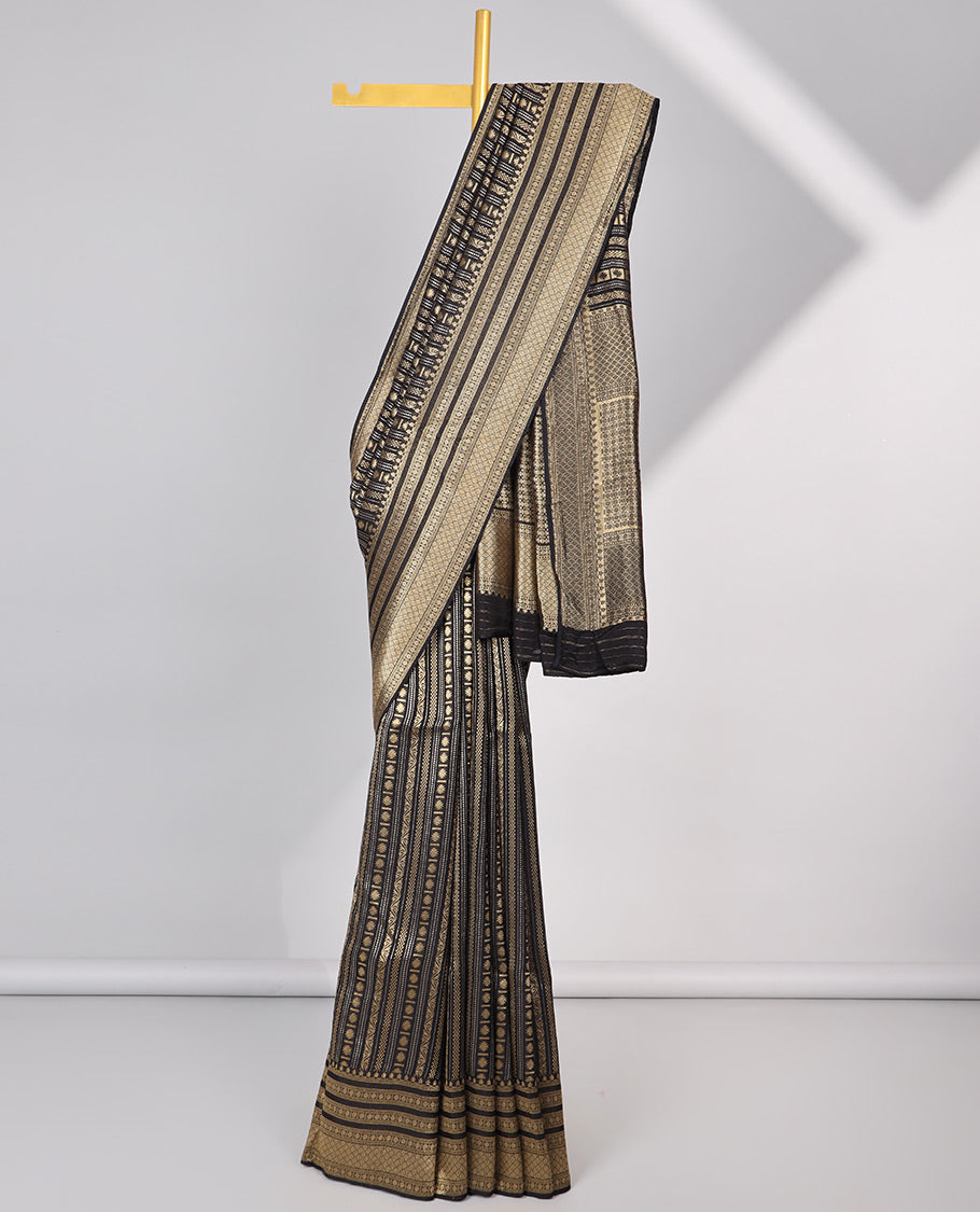 Black geometric semi-banaras dola silk saree with self zari border & argyle pattern, geometric design pallu