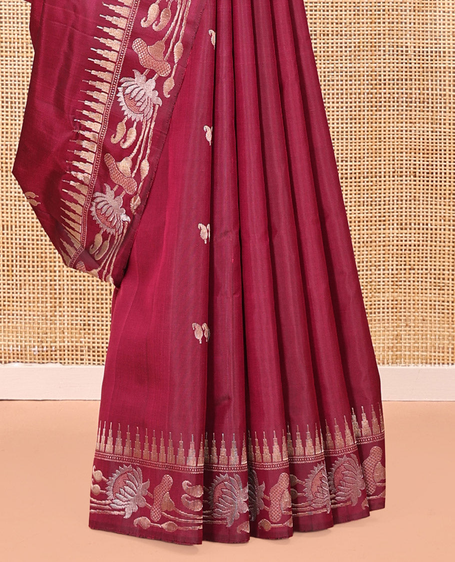 Wine Mayuri Soft Silk Saree, Subtly Woven with Manga Buttas All Over Its Body, Highlighted and Temple Border of Floral Creeper Designs, Pallu of Floral Designs, and Paired with a Matching Blouse