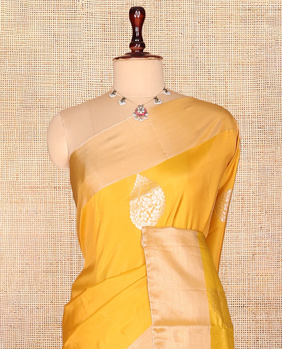 Yellow Semi Uppada Saree, Decorated with Zari Buttas, a Bavanji Border, Contrast Diagonal Leaf Vine Pallu, and a Contrast Blouse