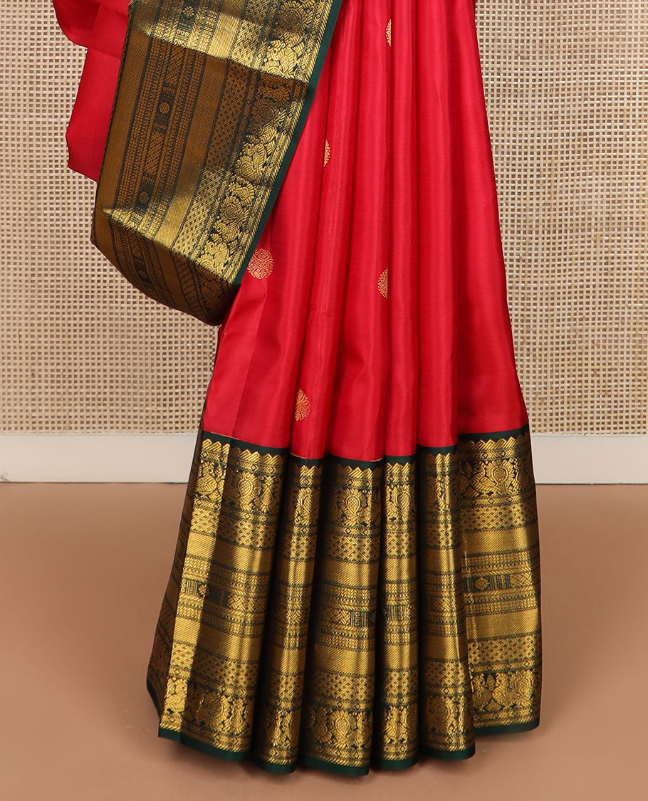 Red zari buttas silk saree, contrast border of rekku,mayil,paiyadi kann,muthu,banaras & zari designs & jaal pallu