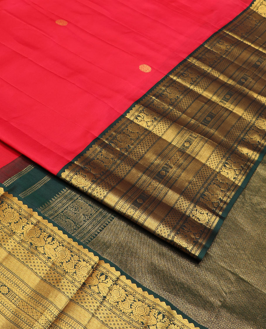 Red zari buttas silk saree, contrast border of rekku,mayil,paiyadi kann,muthu,banaras & zari designs & jaal pallu