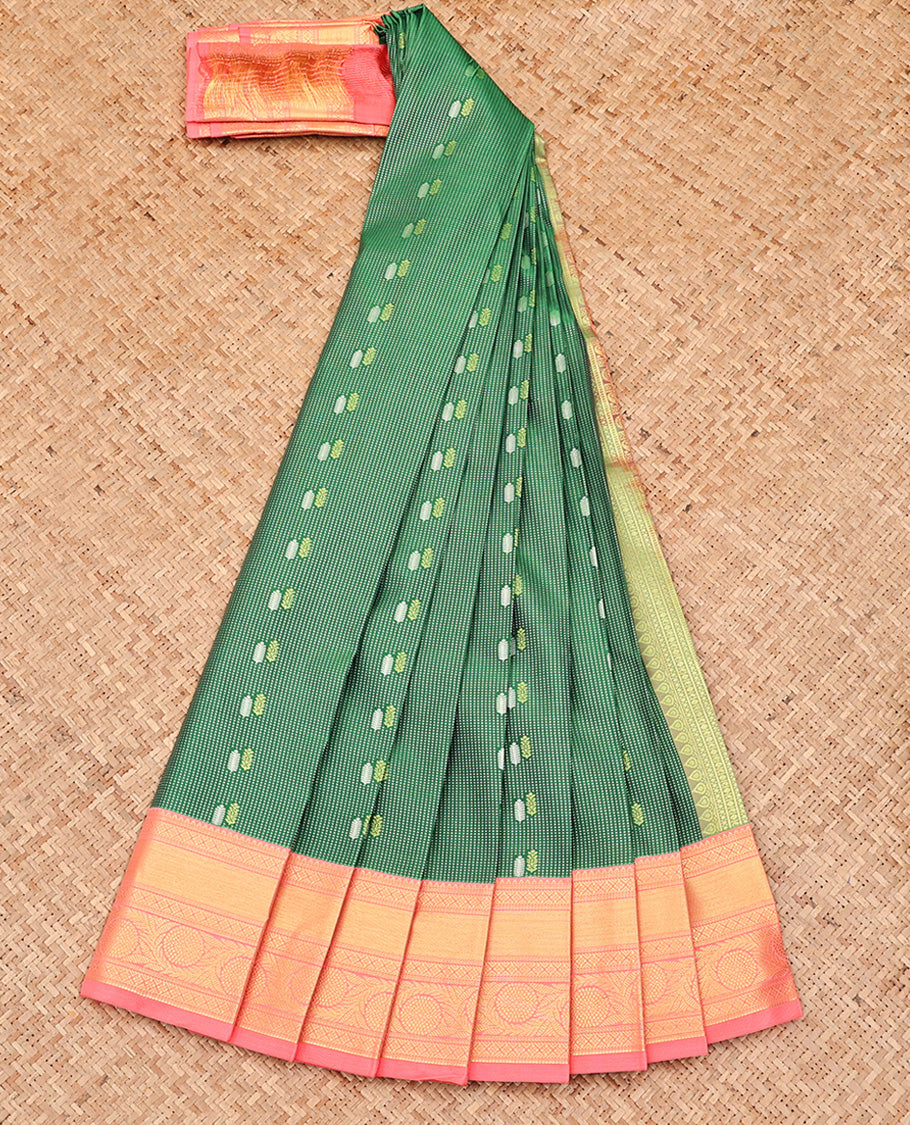 Green Budget Silk Saree, Subtly Woven with Buttas All Over Its Body, Complemented by Contrast Traditional Zari Designs Woven Border, Grand Jaal Pallu and Paired with a Contrast Blouse