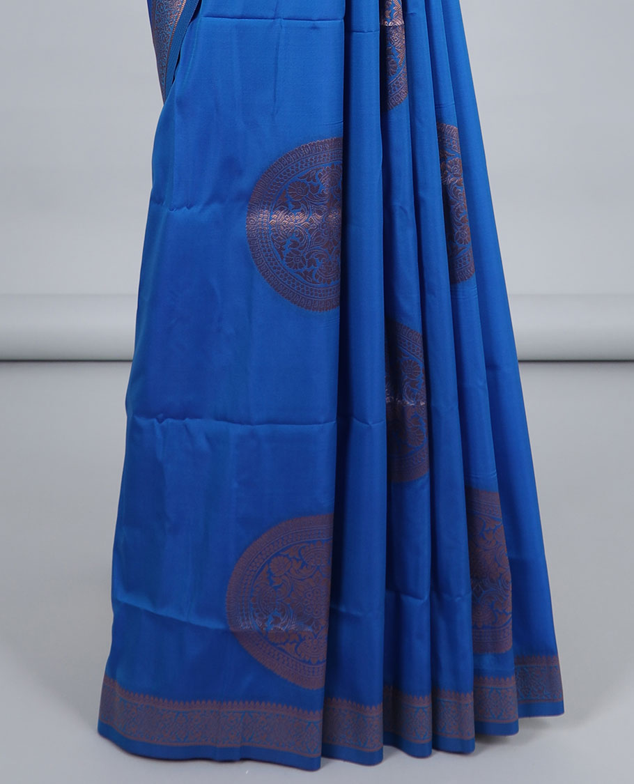 Blue butter silk saree with chakram zari buttas, zari border & self-pallu of traditional designs
