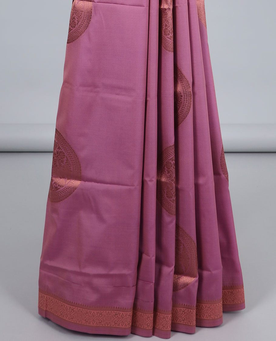 Pink butter silk saree with chakram zari buttas, zari border & self-pallu of traditional designs