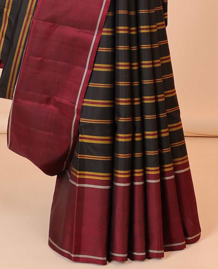 Black striped kancheepuram silksaree, contrast rettai pettu border & pallu of zari designs
