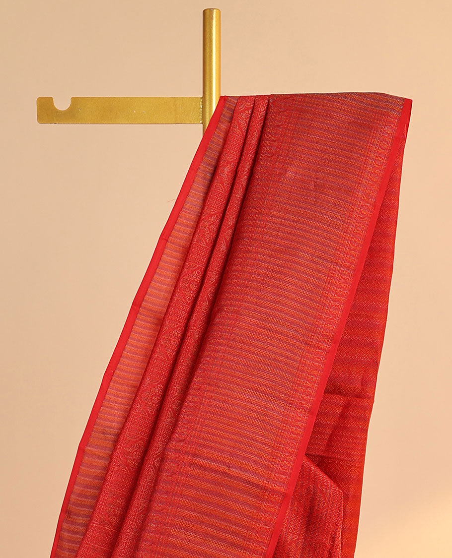 Red jacquard Vasundhara 3D silk saree, jaal design pallu & zari border of traditional designs