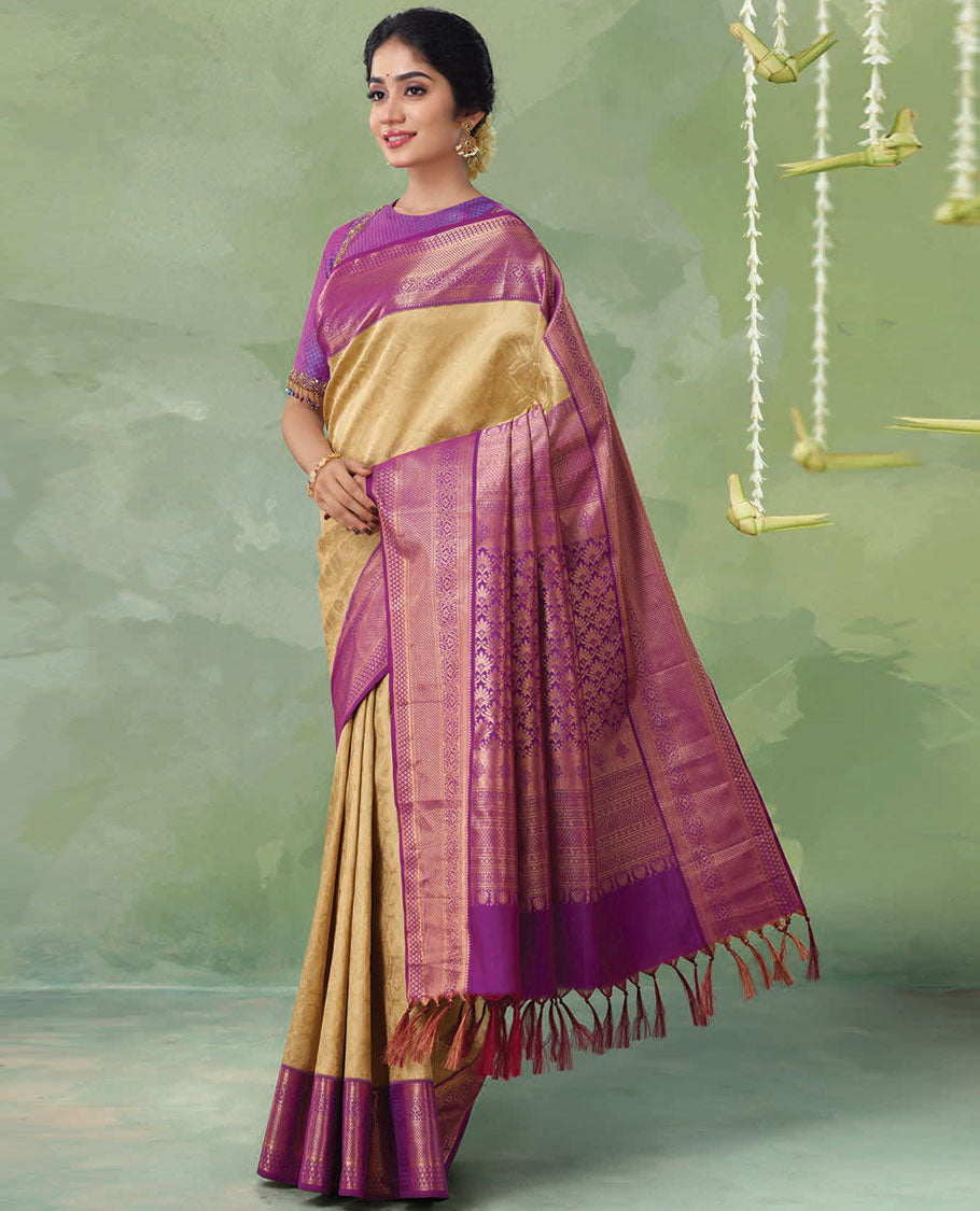 Gold jacquard kanchipuram silk saree, contrast intricate zari pallu & traditional zari border